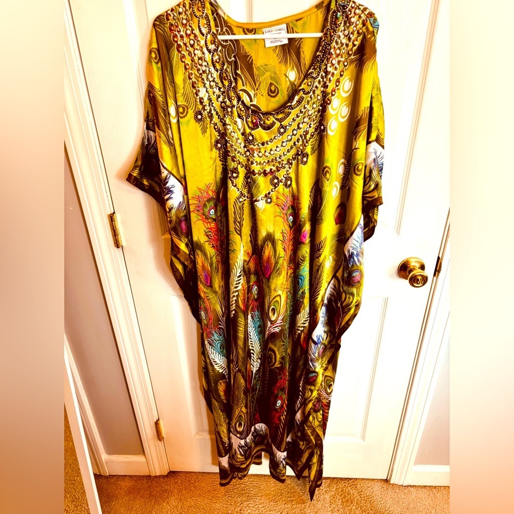 Vibrant Peacock Feather Kaftan